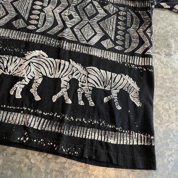 Vintage Zebra All Over Print Shirt Mens Large One Size EZL Tribal AOP USA Black - Picture 4 of 12